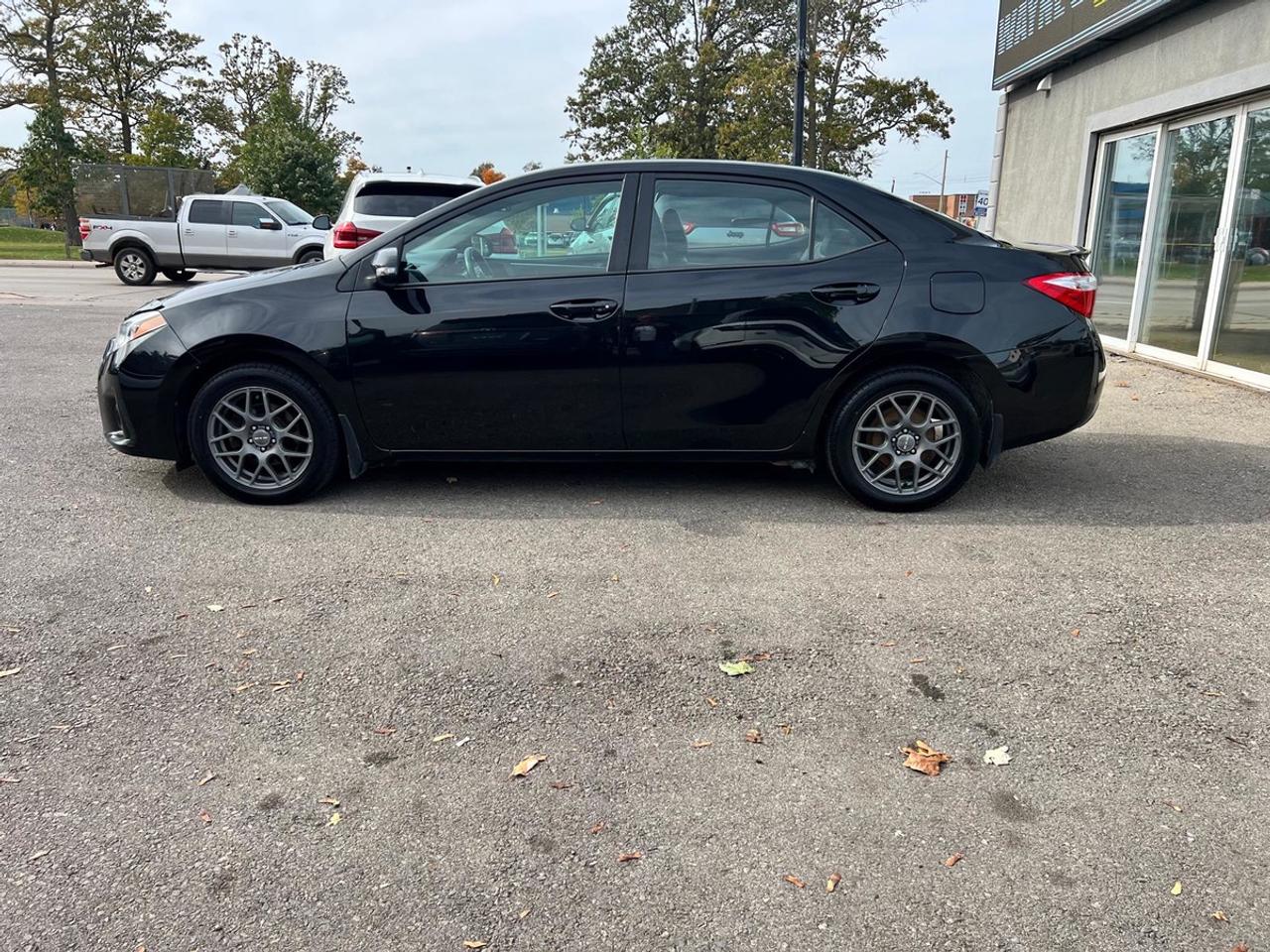 2016 Toyota Corolla S Photo