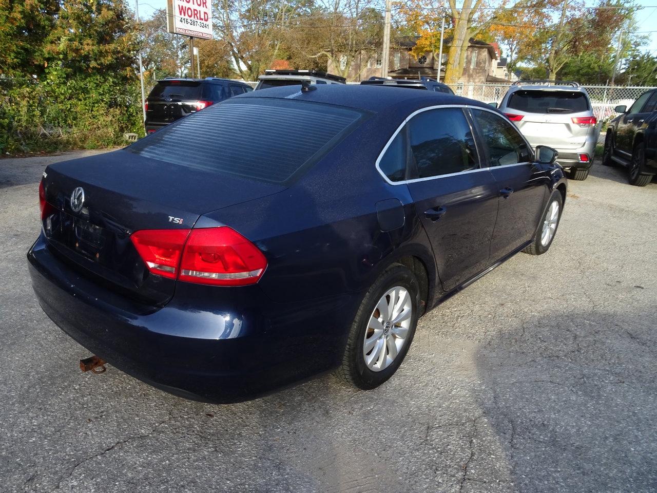 2015 Volkswagen Passat Trendline Photo
