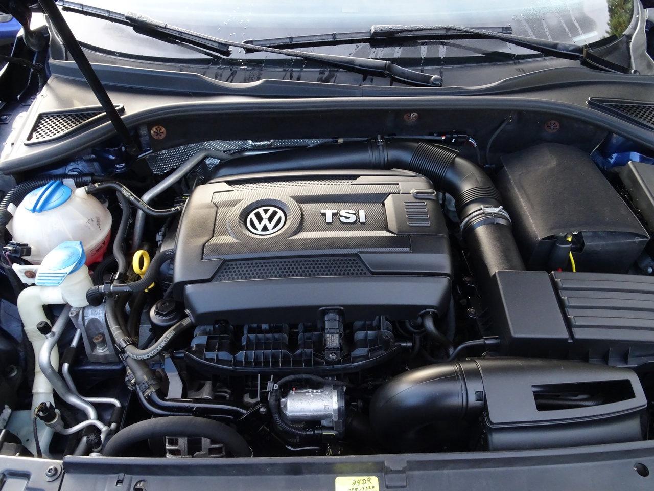 2015 Volkswagen Passat Trendline Photo