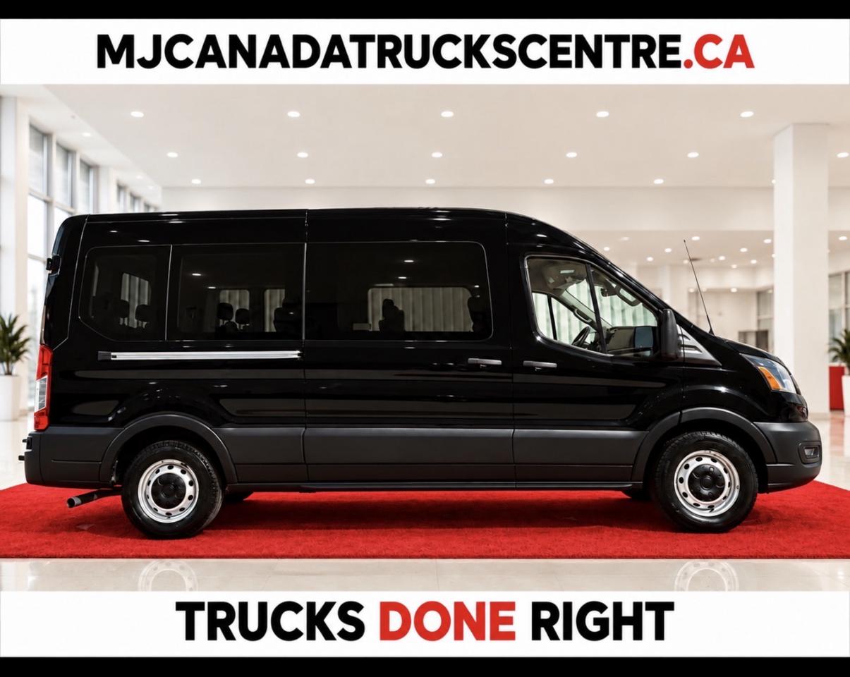 2022 Ford Transit XL T350- 15 Passenger Super Roof In Black Photo