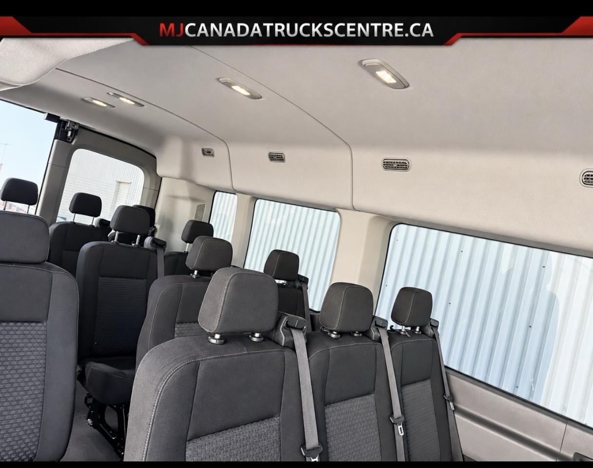 2022 Ford Transit XL T350- 15 Passenger Super Roof In Black Photo