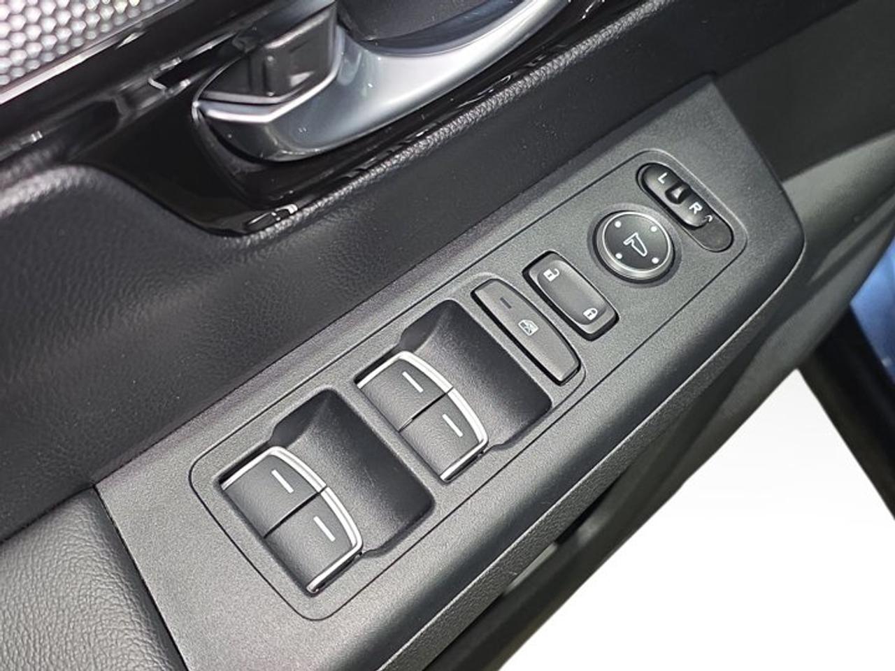 2023 Honda CR-V Hybrid Sport Touring Photo