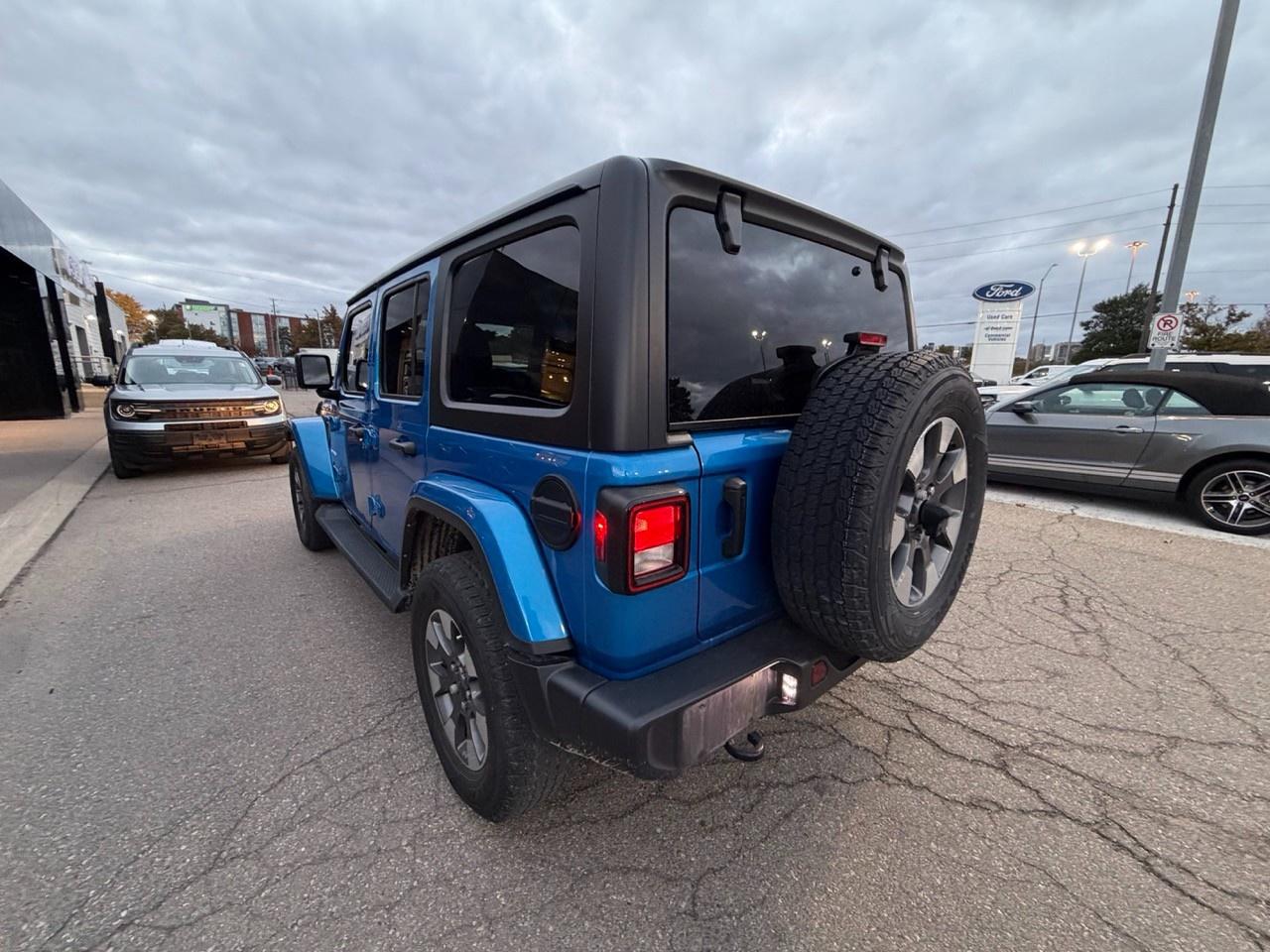 2023 Jeep Wrangler Sahara 24G SAHARA|DUAL TOP|NAV|COLD WTHR PK|NO ACCIDENT| Photo