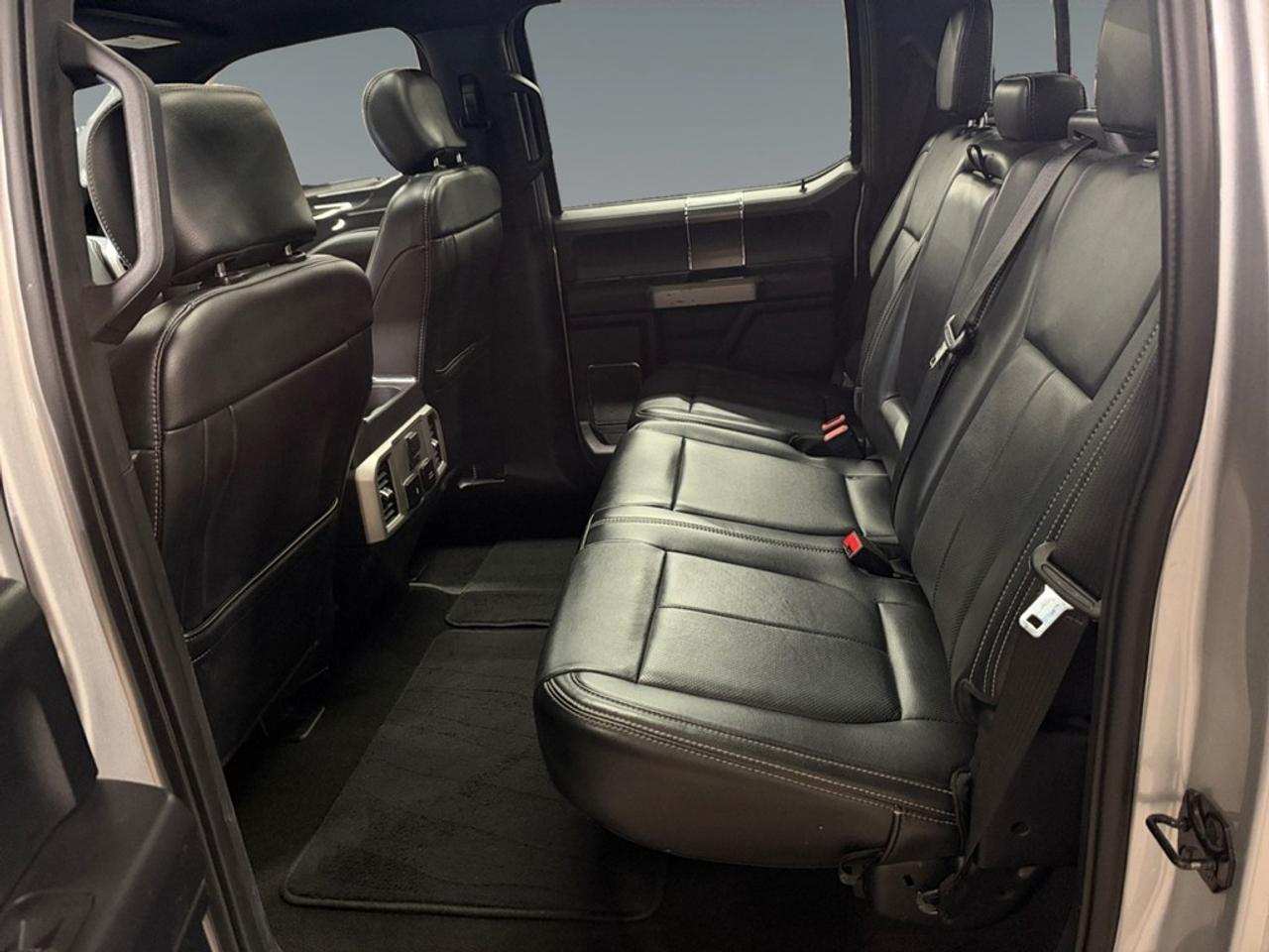 2019 Ford F-150 Lariat 4WD SuperCrew 5.5' Box Photo