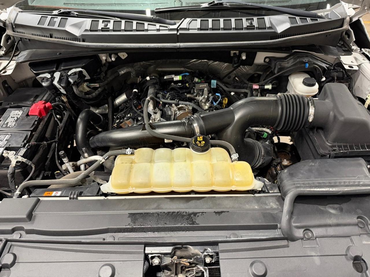 2019 Ford F-150 Lariat 4WD SuperCrew 5.5' Box Photo