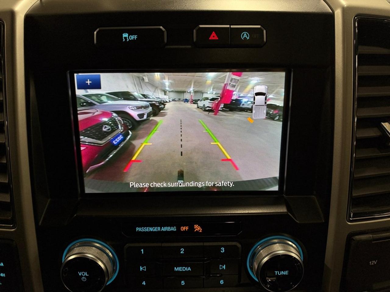 2019 Ford F-150 Lariat 4WD SuperCrew 5.5' Box Photo
