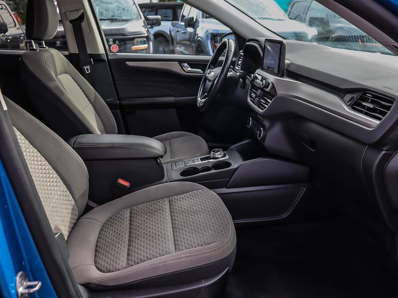 2021 Ford Escape SE Hybrid AWD Photo