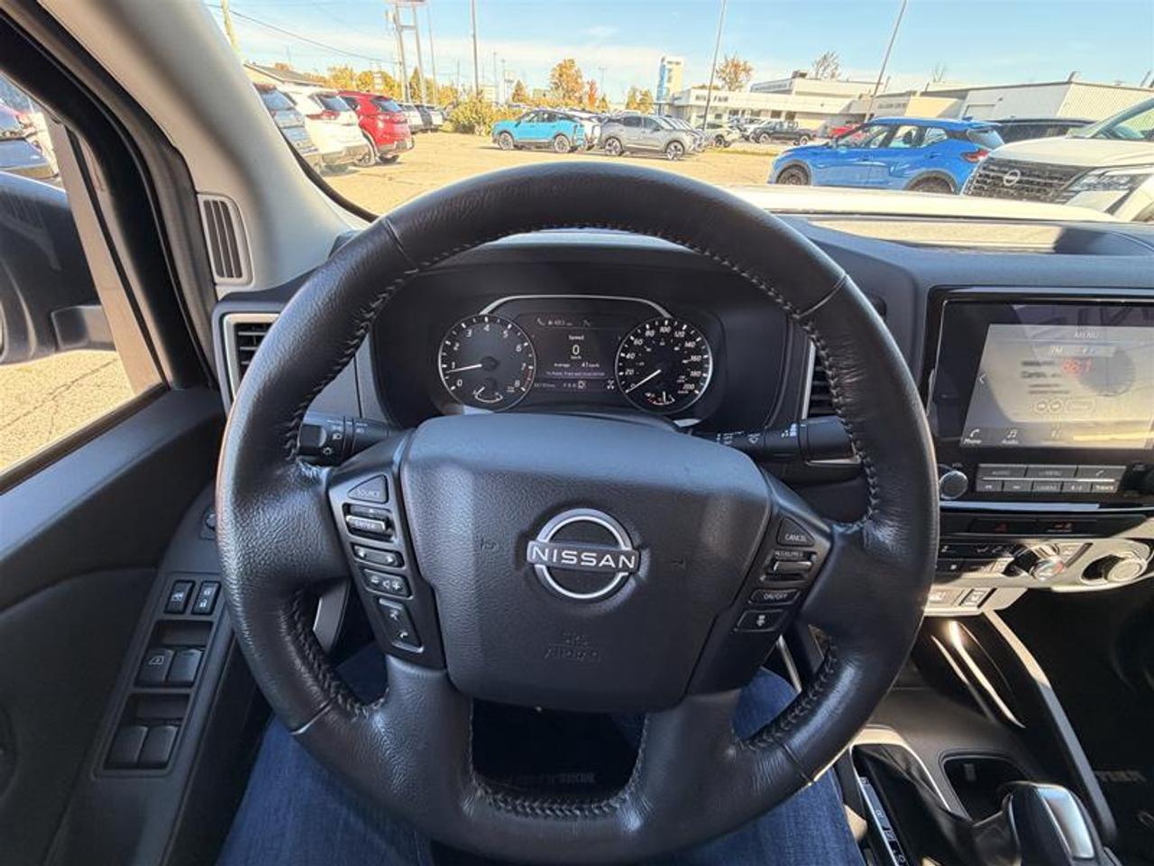 2022 Nissan Frontier Crew Cab SV 4X4 at Photo