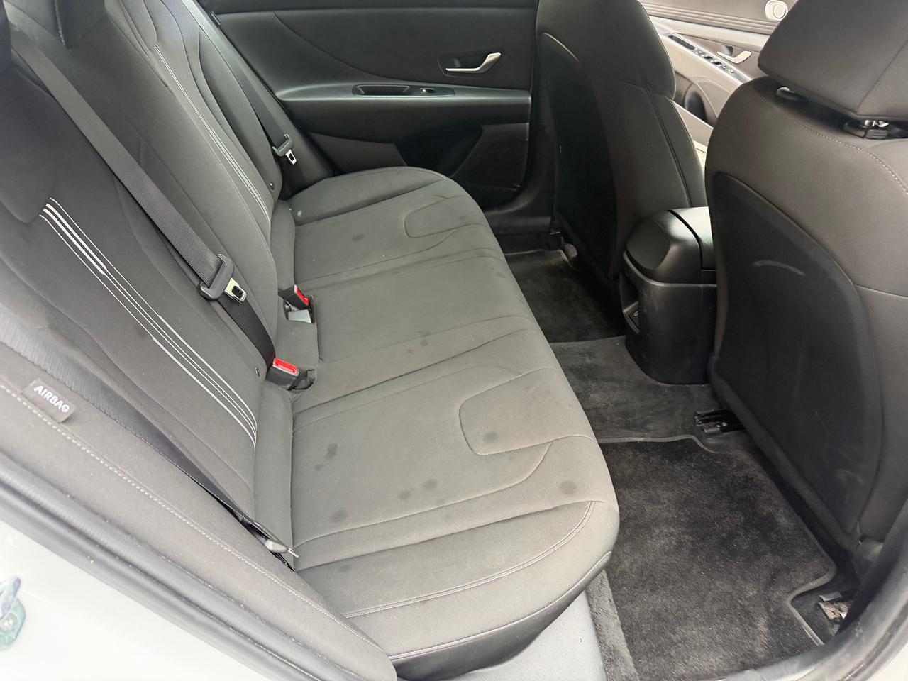 2025 Hyundai Elantra Preferred Photo