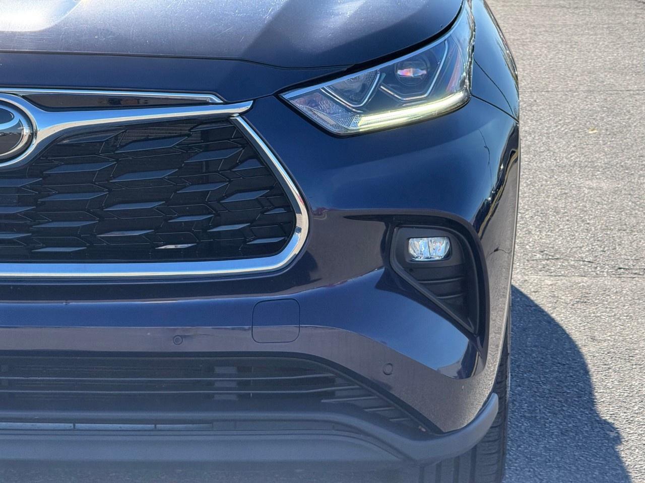 2021 Toyota Highlander LIMITED AWD Photo