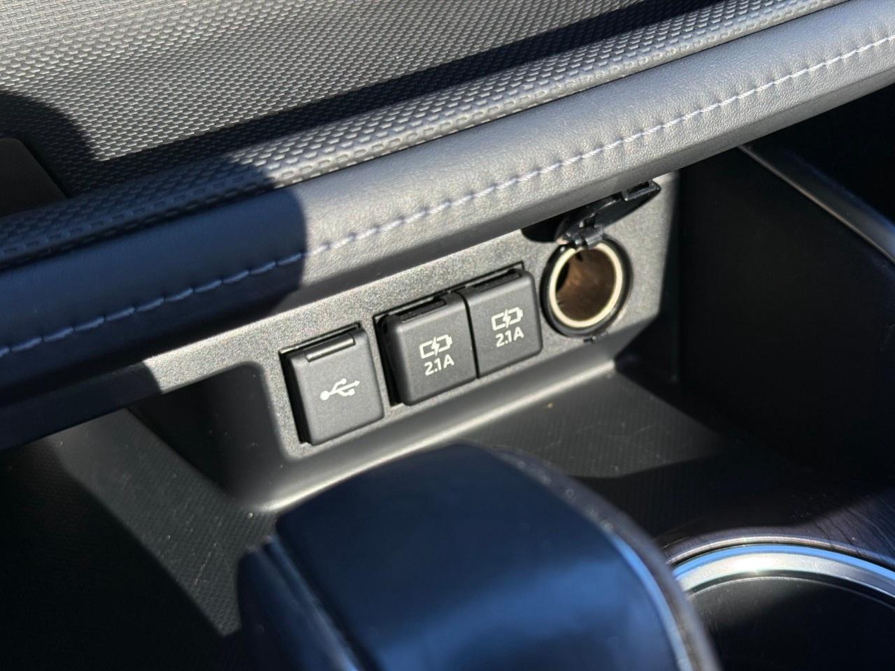 2021 Toyota Highlander LIMITED AWD Photo