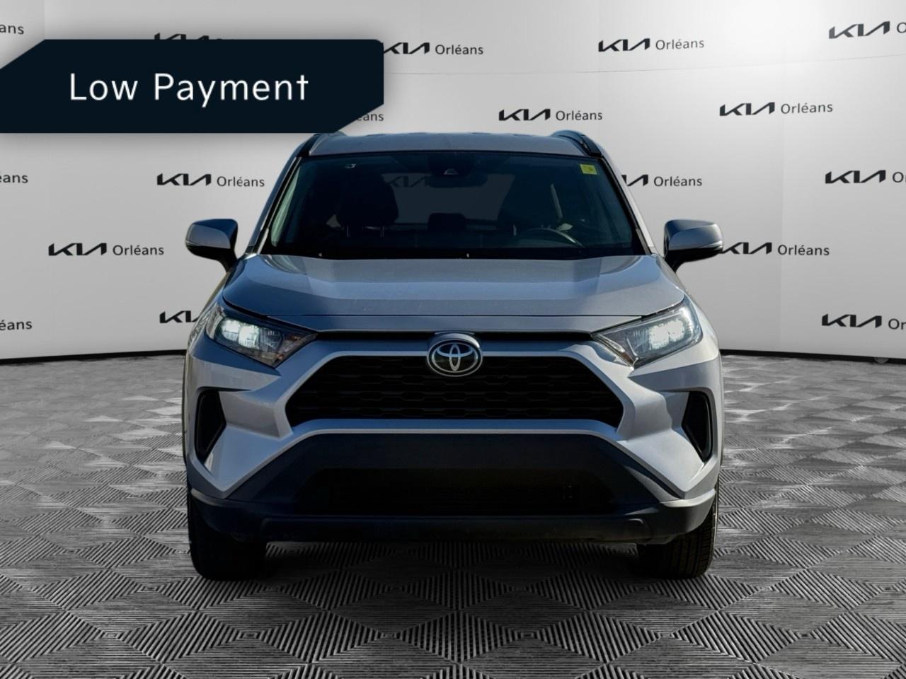 2021 Toyota RAV4 LE AWD Photo