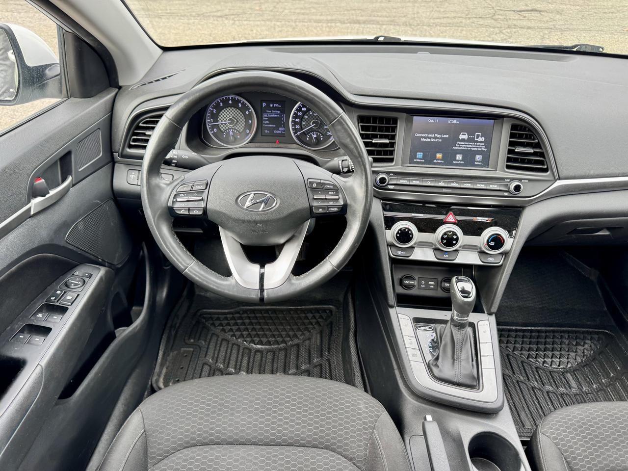 2020 Hyundai Elantra Preferred w/Sun & Safety Package Photo