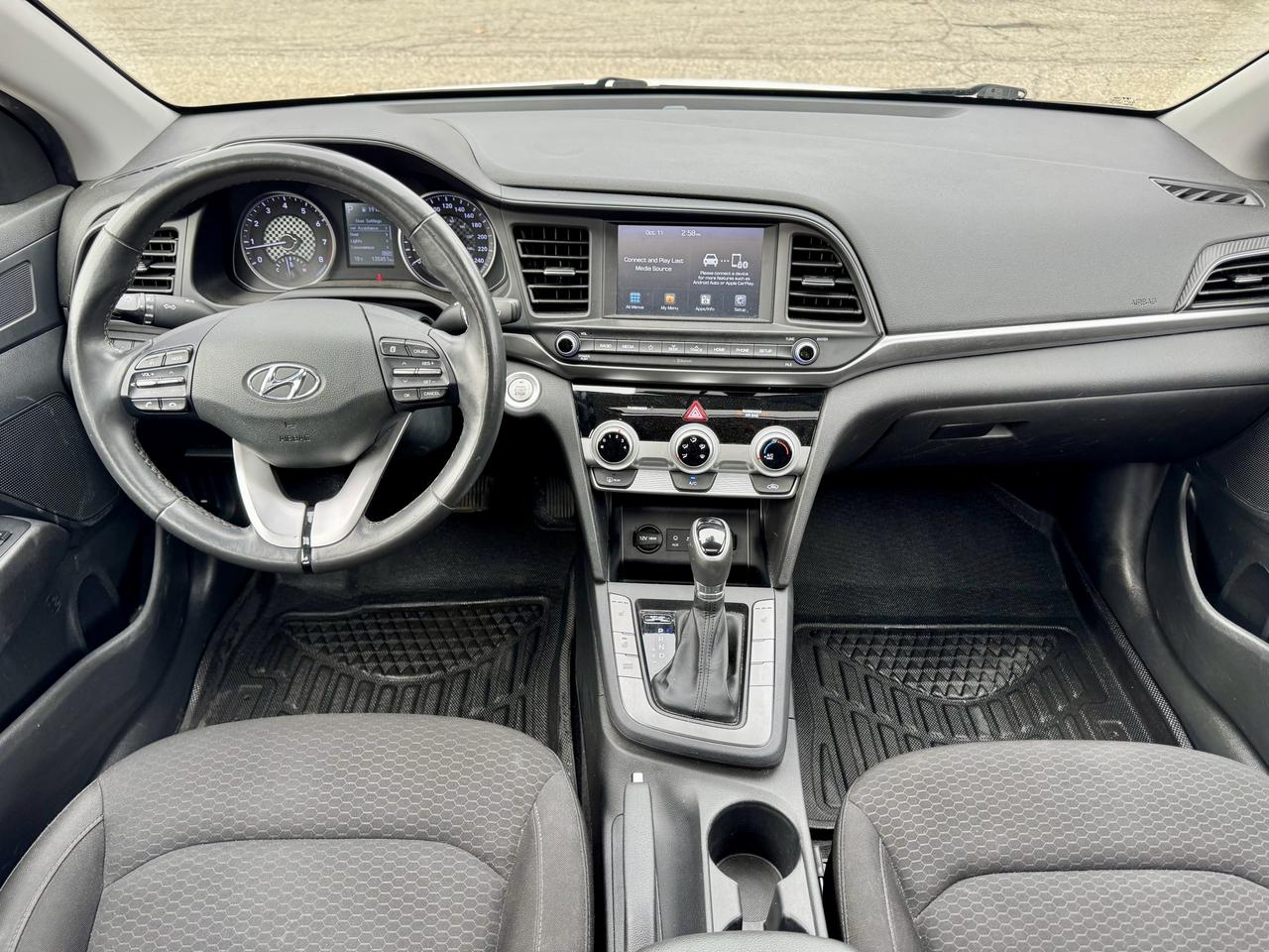 2020 Hyundai Elantra Preferred w/Sun & Safety Package Photo