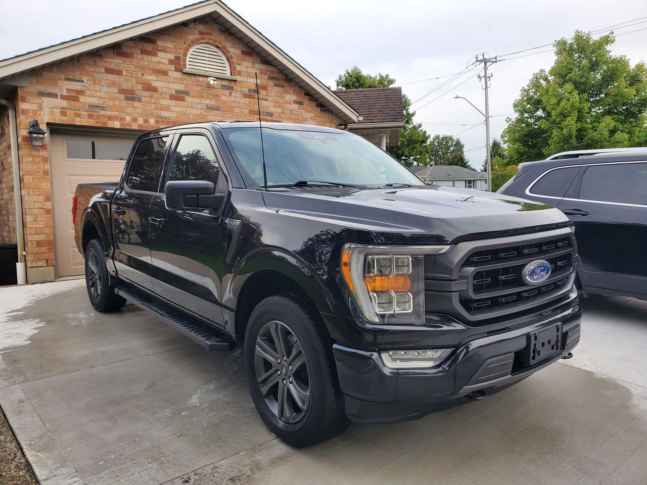 2022 Ford F-150 XLT Photo4