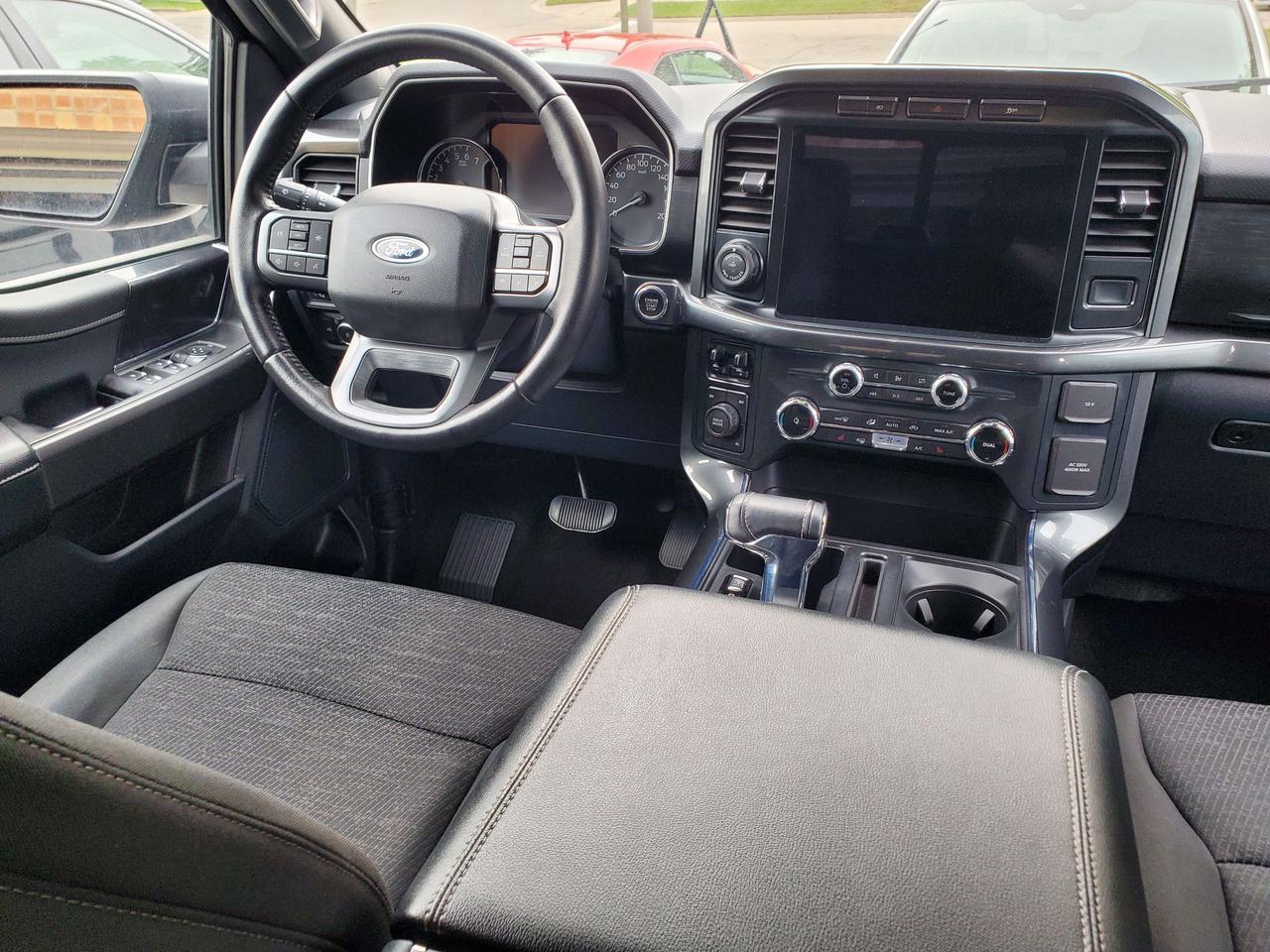2022 Ford F-150 XLT Photo