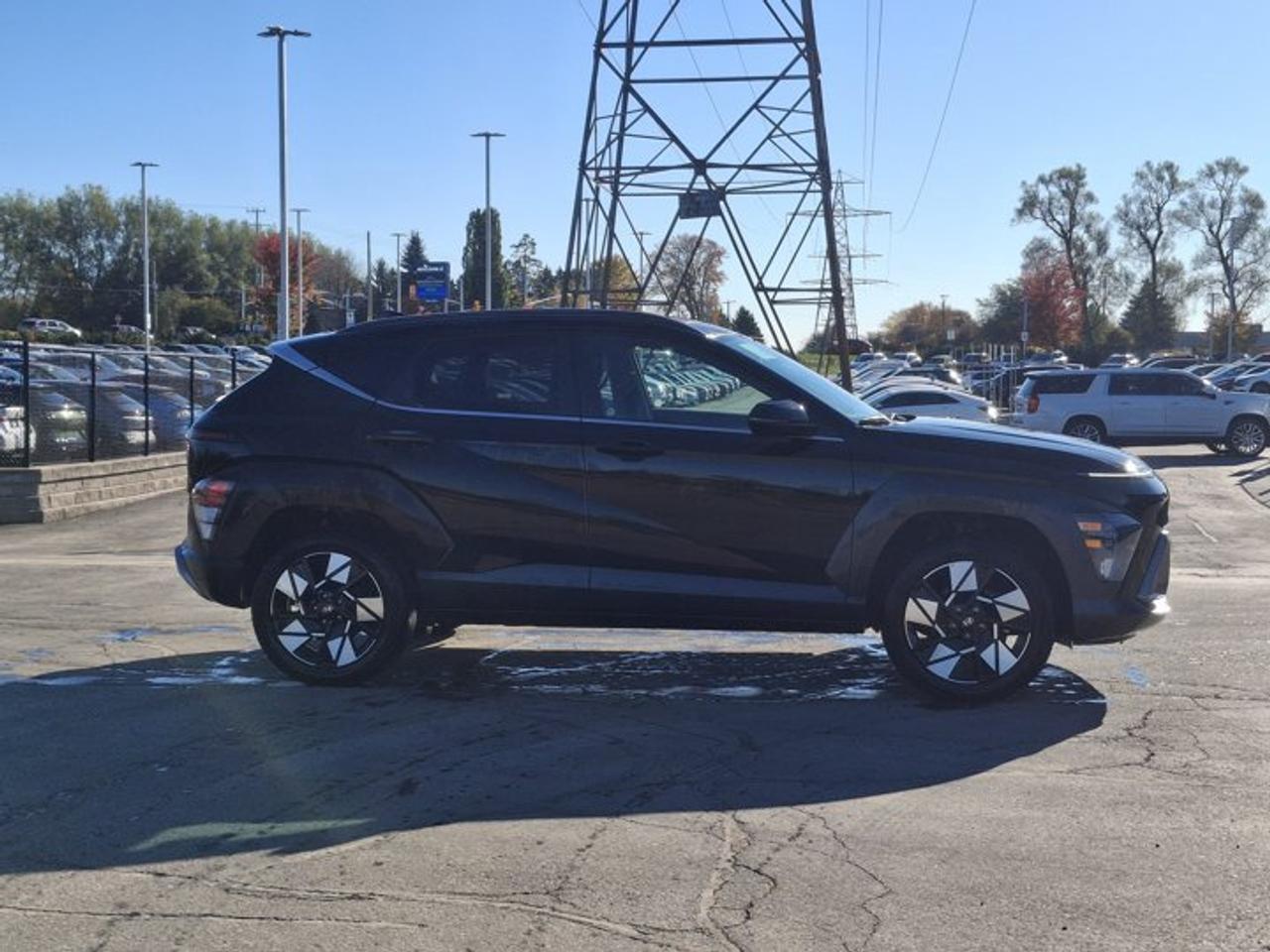 2025 Hyundai KONA Preferred Trend AWD | Leather | Sunroof | Heated Seats + Steering | Remote Start | and More ! Photo