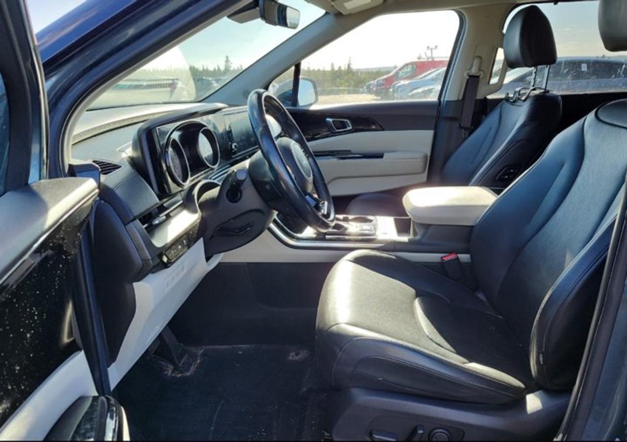 2022 Kia Carnival EX | Leather | Heated Wheel + Seats | Power Seat + Sliding Doors  | CarPlay + Android | and More ! Photo2