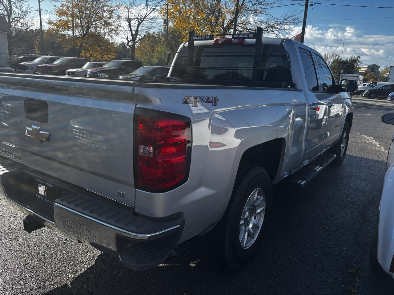 2017 Chevrolet Silverado 1500 LT, 4 Doors, 4 Wheel Drive, 5.3L, V8 Photo