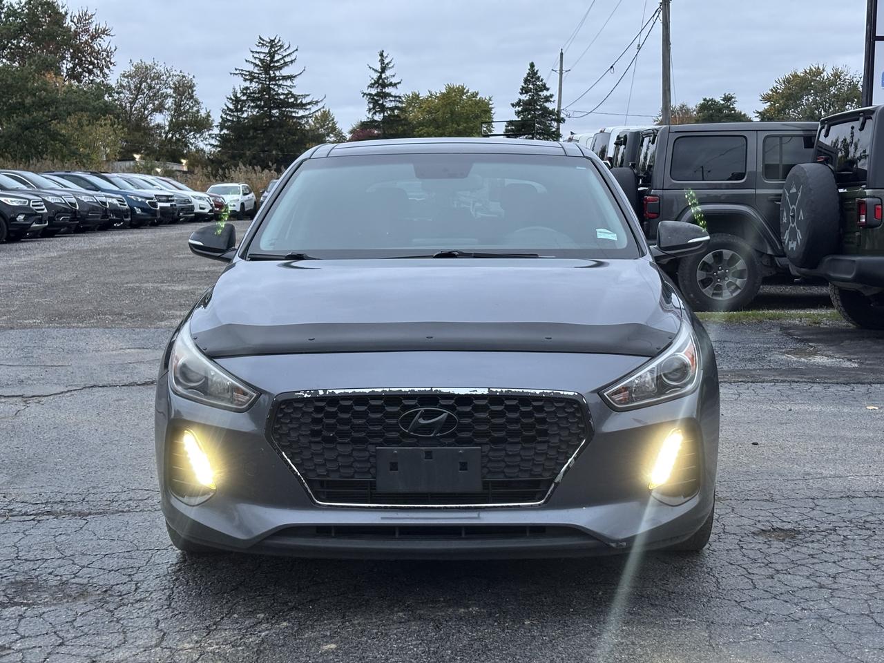 2020 Hyundai Elantra GT Luxury Auto Photo