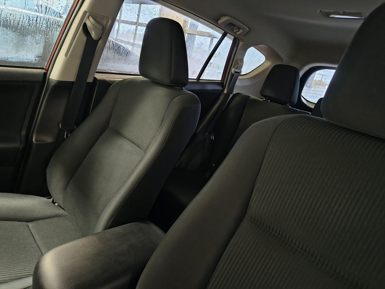 2018 Toyota RAV4 LE Photo