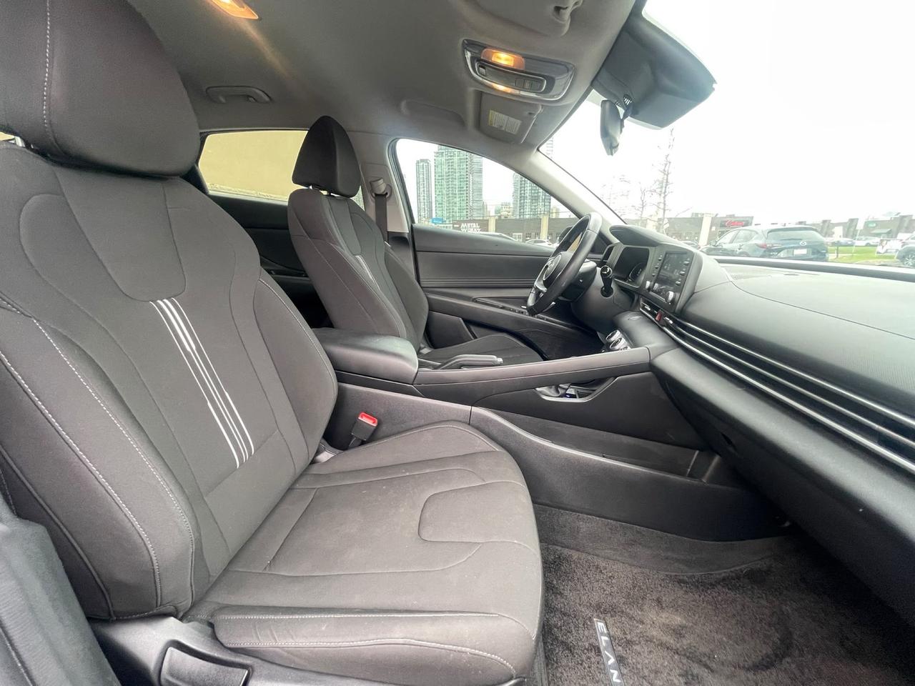 2024 Hyundai Elantra Preferred| NO CLAIMS | CLEAN CARFAX| Photo
