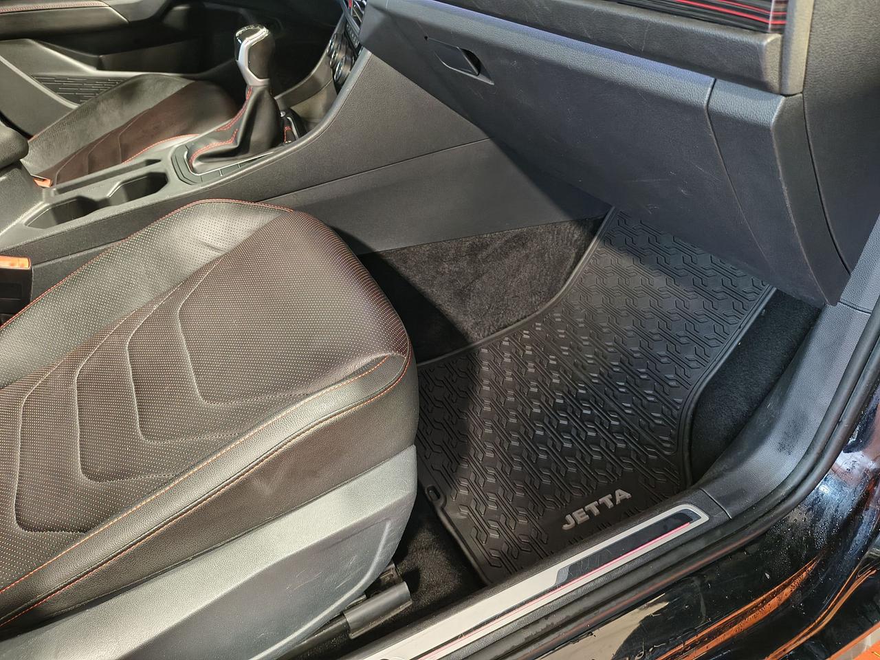 2023 Volkswagen Jetta GLI  Photo