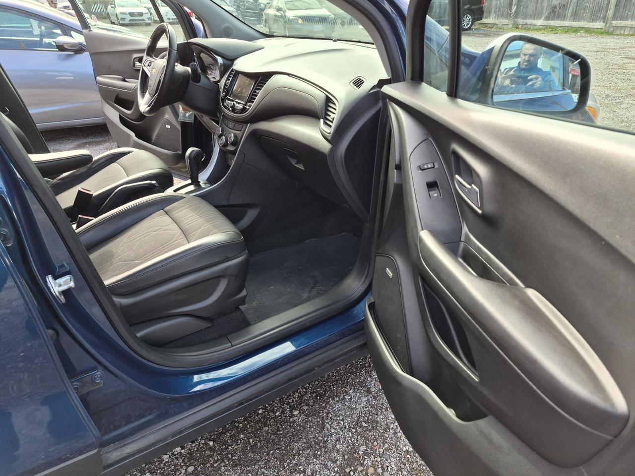 2020 Chevrolet Trax Fwd 4dr Lt Photo