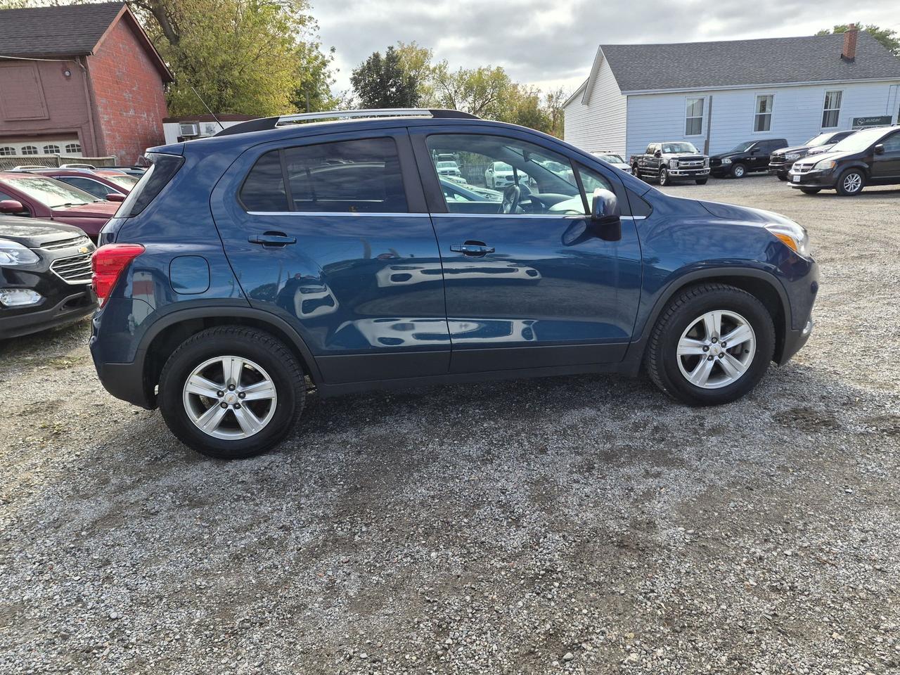 2020 Chevrolet Trax Fwd 4dr Lt Photo