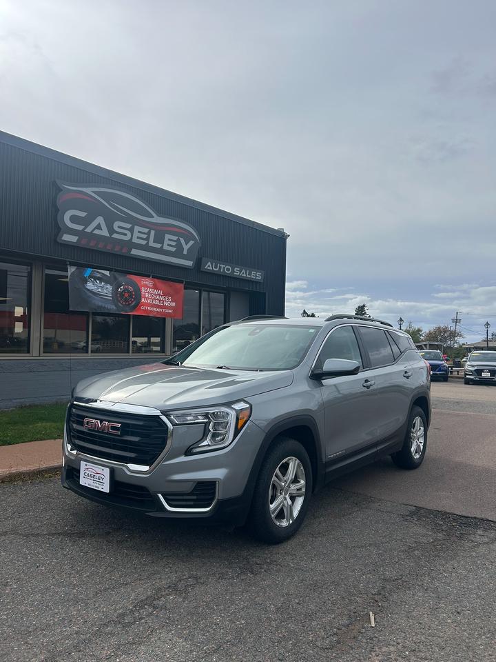 2024 GMC Terrain SLE - Photo #1