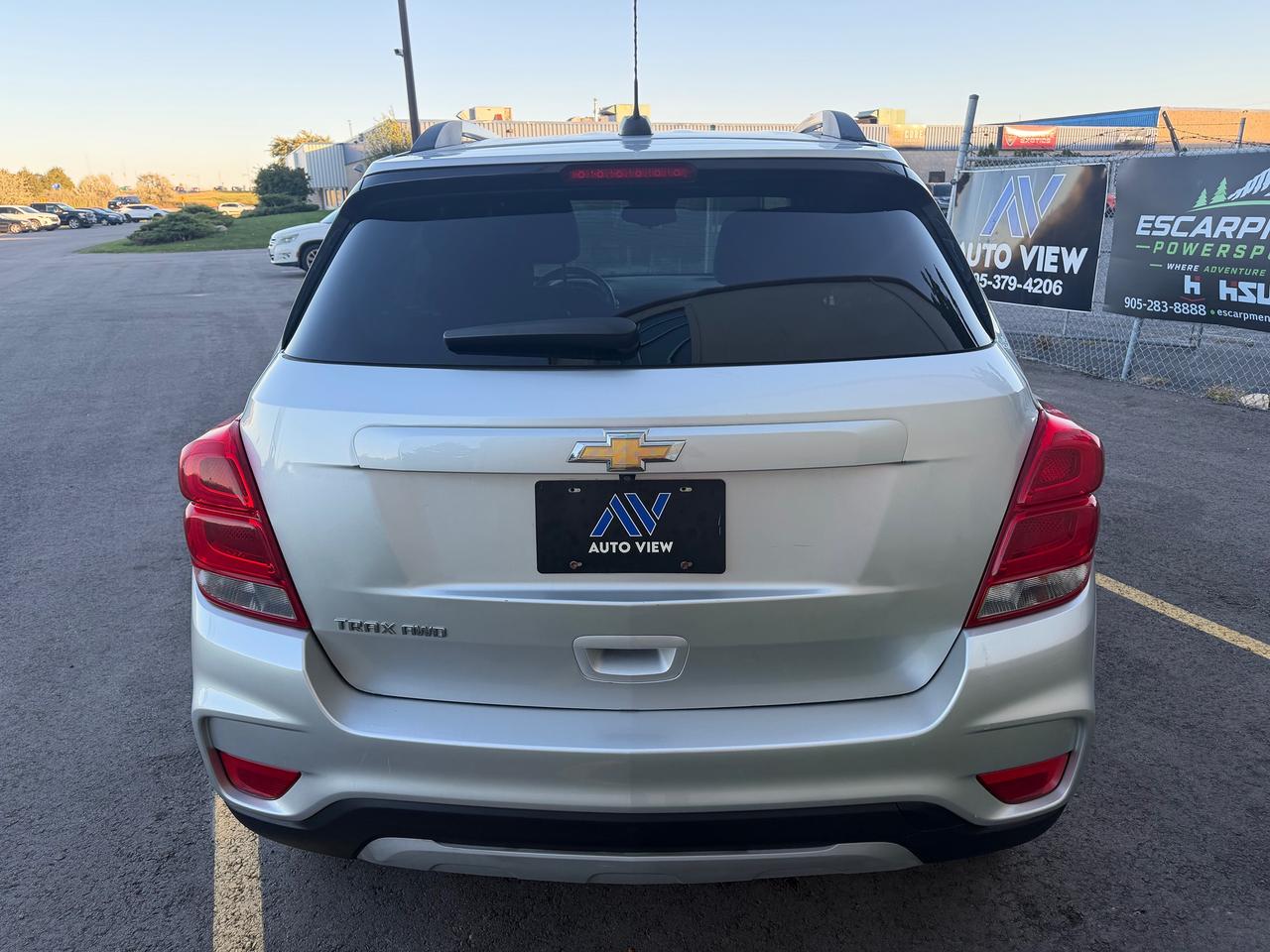 2018 Chevrolet Trax AWD 4dr LT *CLEAN CARFAX* Photo