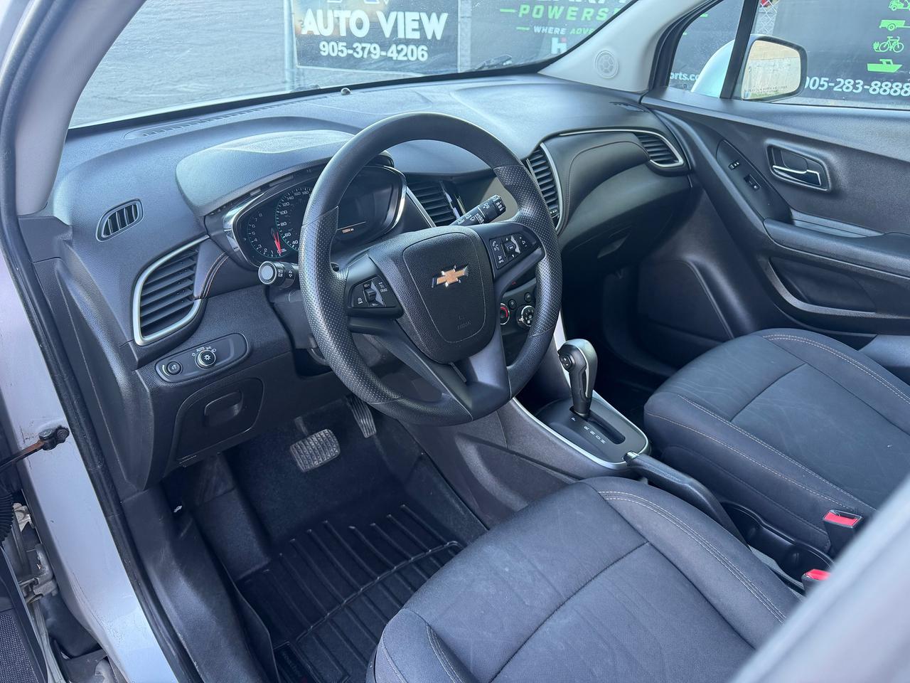 2018 Chevrolet Trax AWD 4dr LT *CLEAN CARFAX* Photo