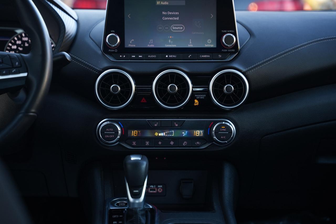 2021 Nissan Sentra SV Photo