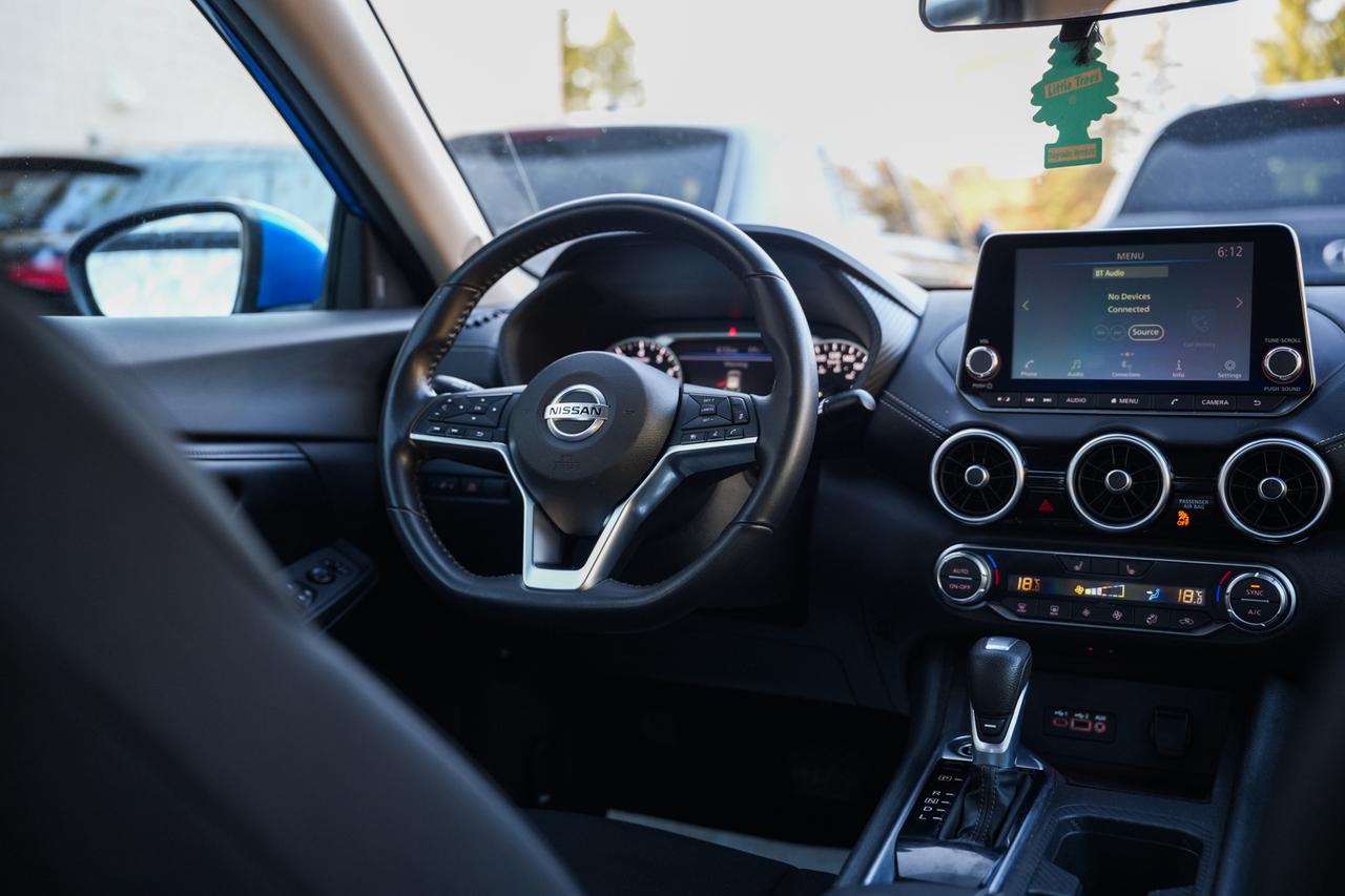 2021 Nissan Sentra SV Photo