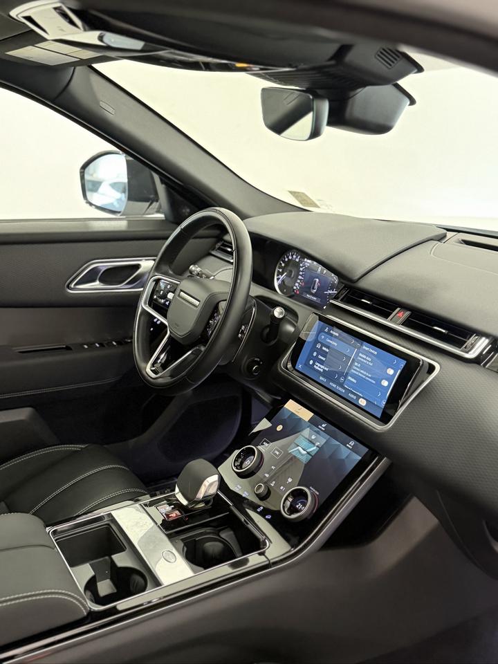 2023 Land Rover Range Rover Velar S Photo