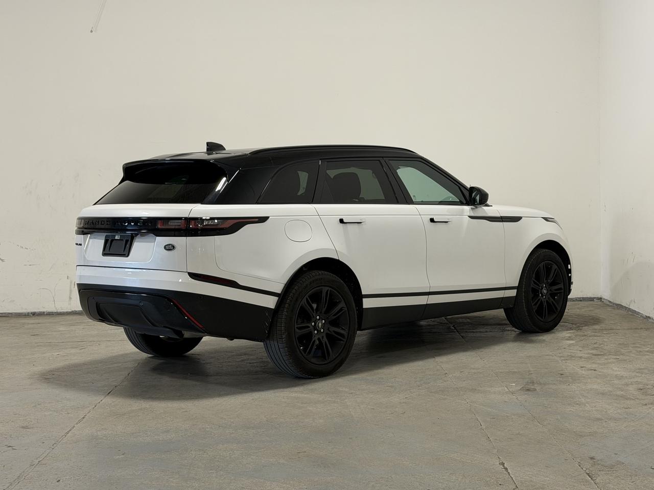2023 Land Rover Range Rover Velar S Photo