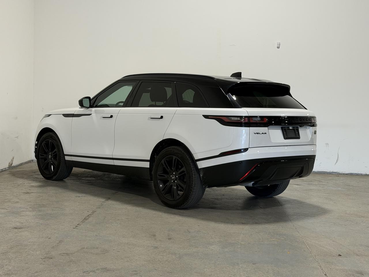 2023 Land Rover Range Rover Velar S Photo3