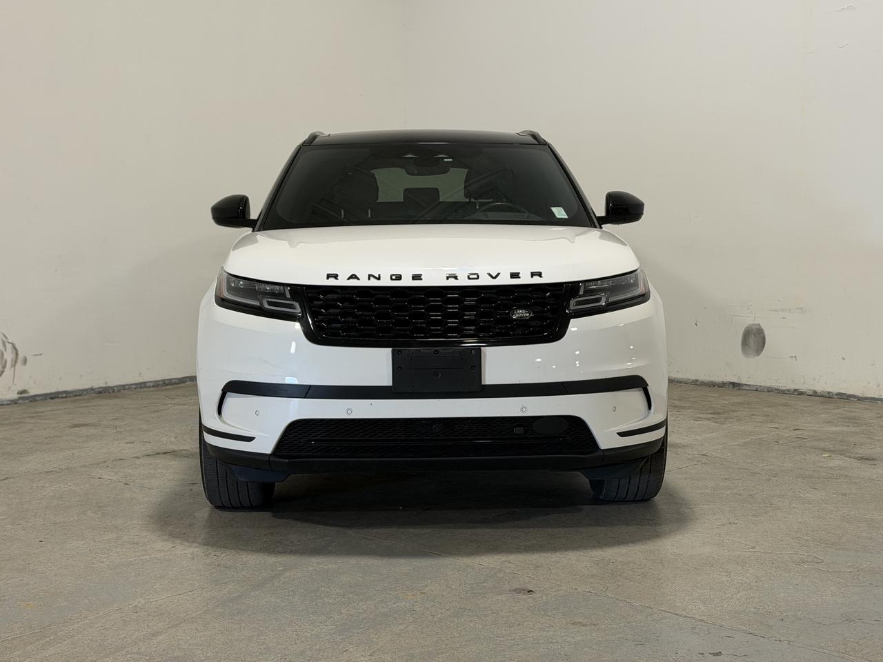 2023 Land Rover Range Rover Velar S Photo1