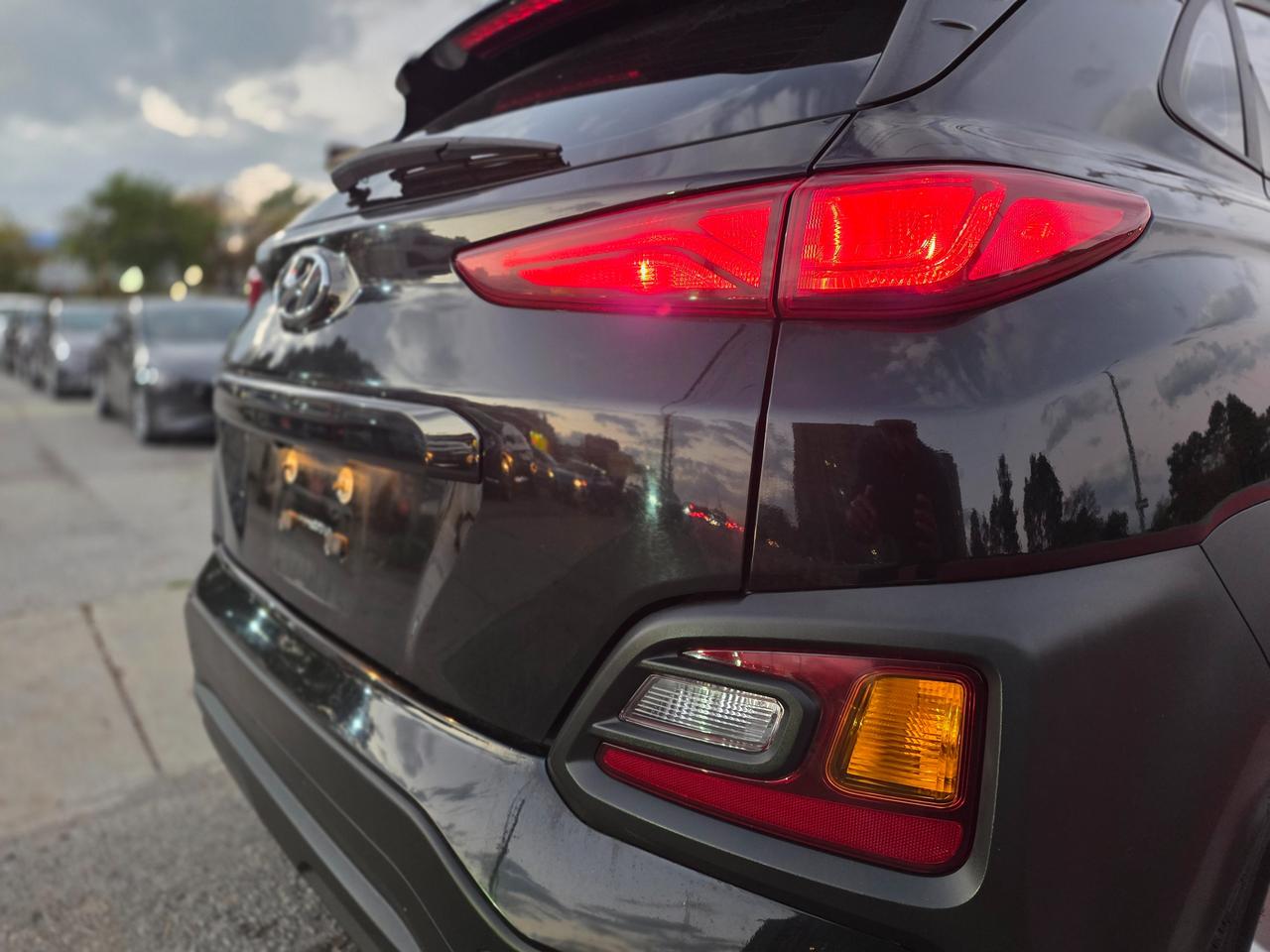 2019 Hyundai KONA Turbo Photo