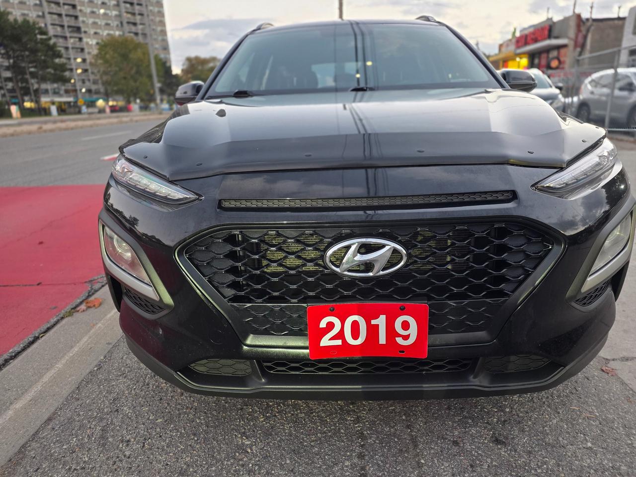 2019 Hyundai KONA Turbo Photo5