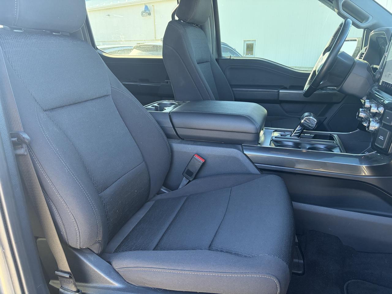 2023 Ford F-150 XLT 4WD SuperCrew 5.5' Box Photo