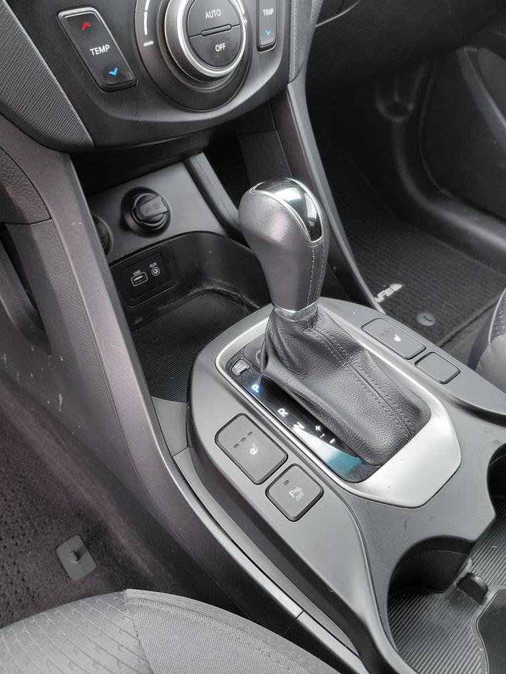 2020 Hyundai Santa Fe ESSENTIAL Photo