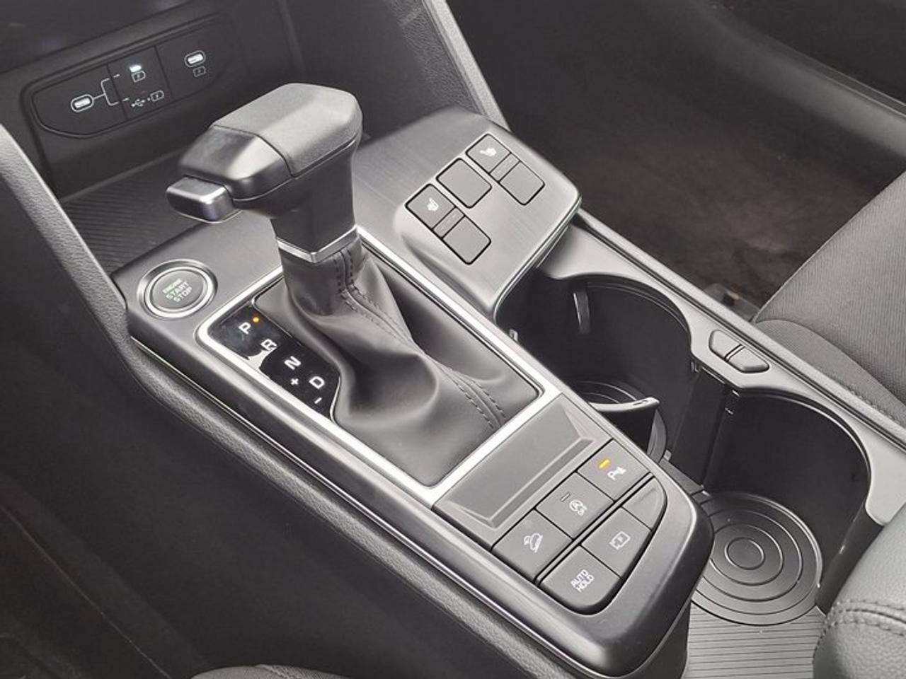 2026 Kia Sportage LX AWD | Heated Seats | Smart Cruise | Apple CarPlay + Android | Keyless Entry | and More ! Photo