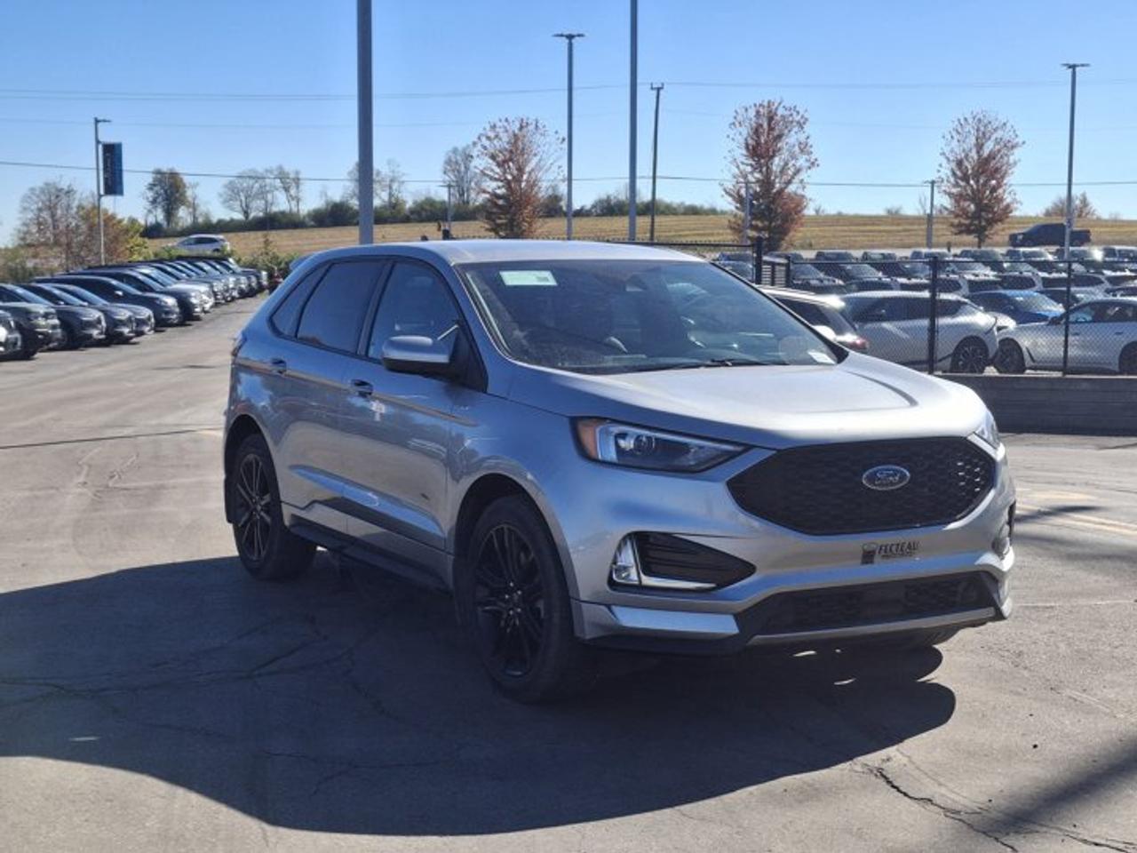 2023 Ford Edge ST Line AWD | Split Leather | Heated Seats + Steering | Trailer Tow Pkg | Remote Start | and More ! Photo