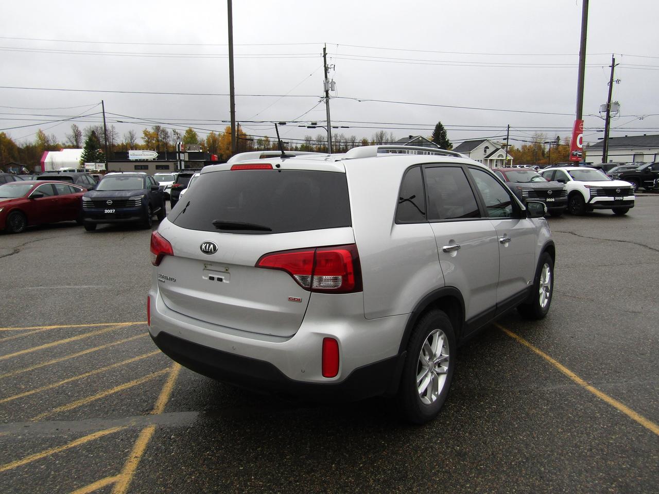 2014 Kia Sorento LX Photo