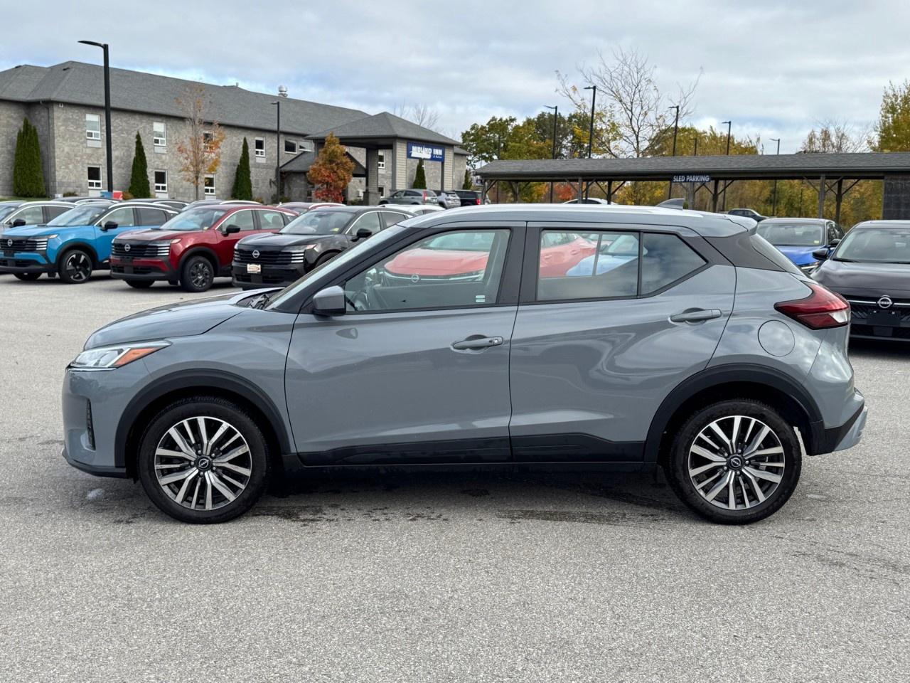 2024 Nissan Kicks SV FWD Photo