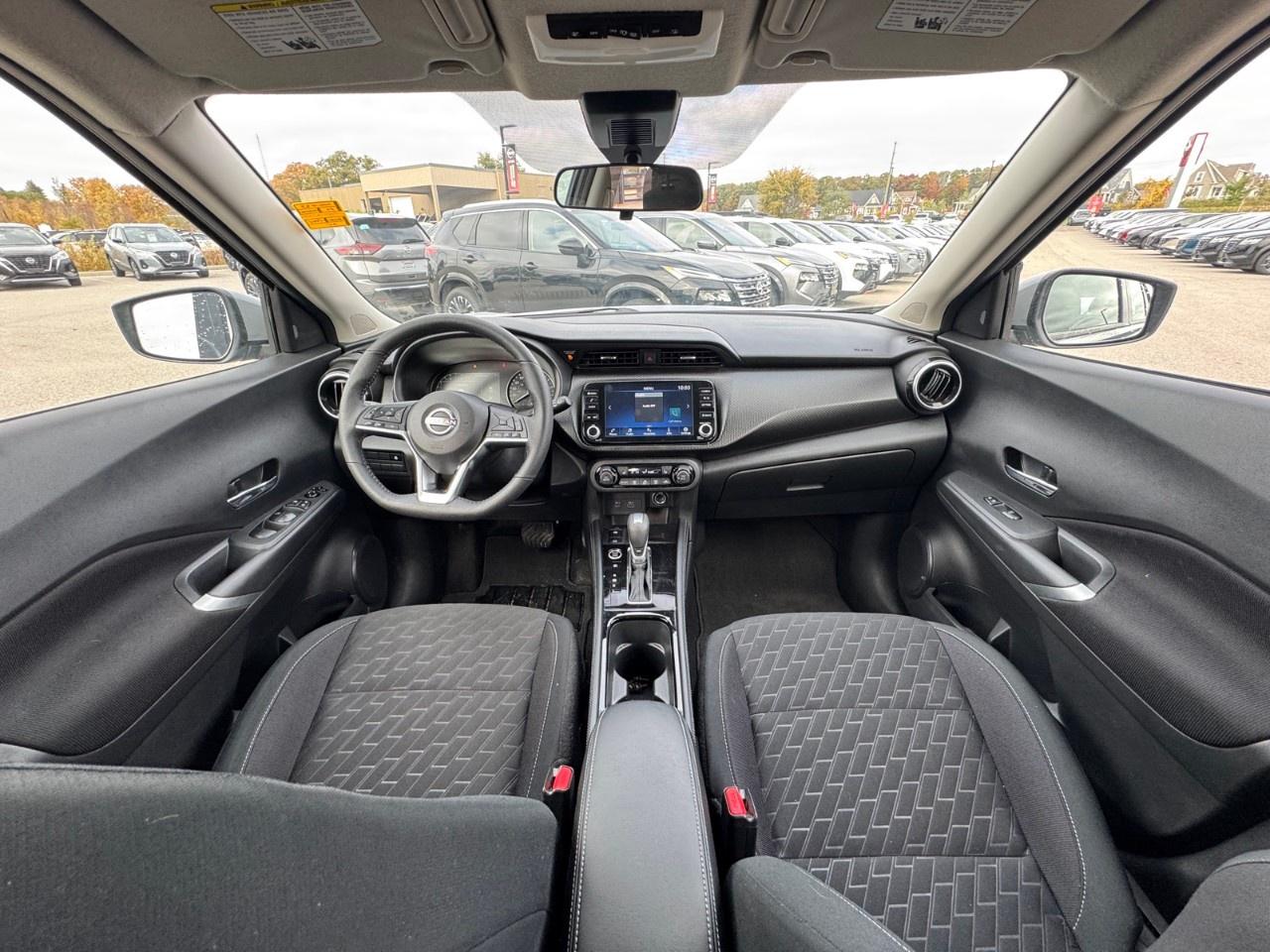 2024 Nissan Kicks SV FWD Photo
