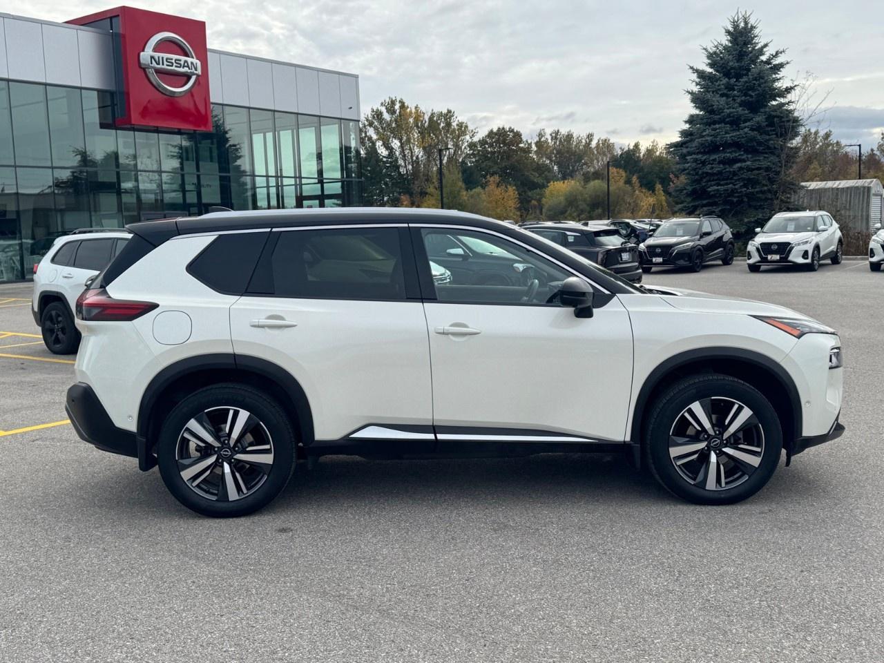 2023 Nissan Rogue AWD SL Photo