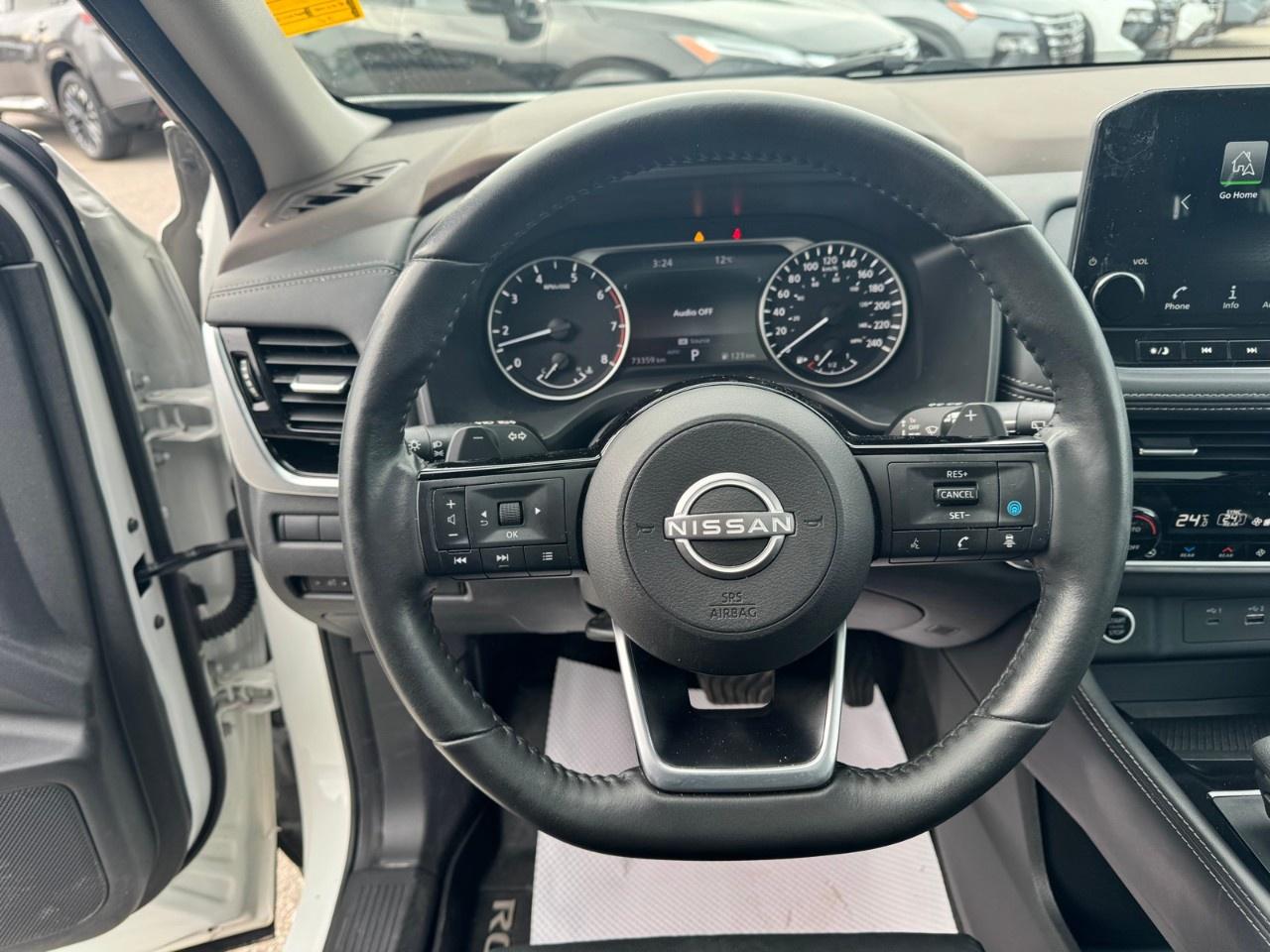 2023 Nissan Rogue AWD SL Photo