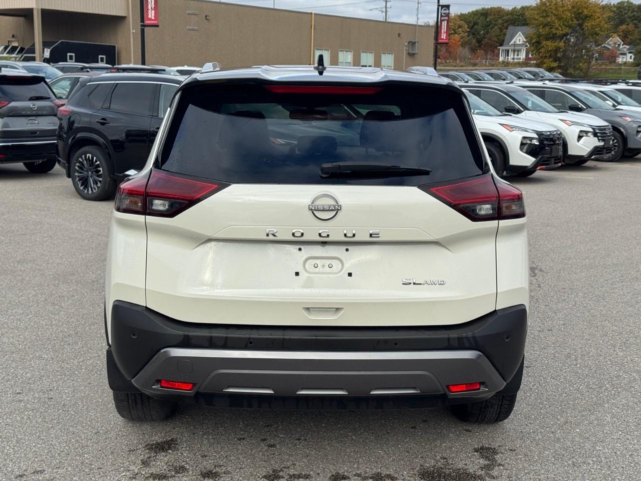 2023 Nissan Rogue AWD SL Photo